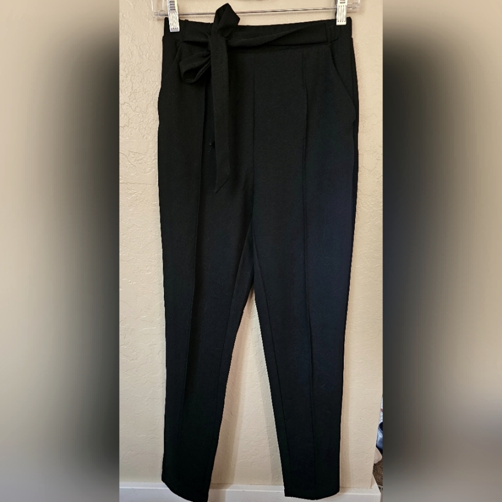 Black Pleated Skinny Pants